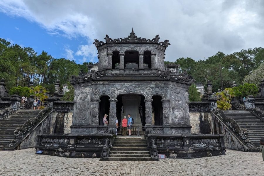 Hue City Tour: Khai Dinh Tomb – Imperial Citadel – Thien Mu Pagoda