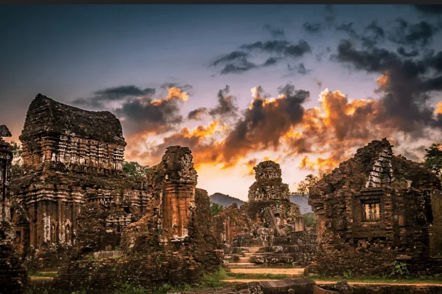 My Son Holy Land One day – Daily tour